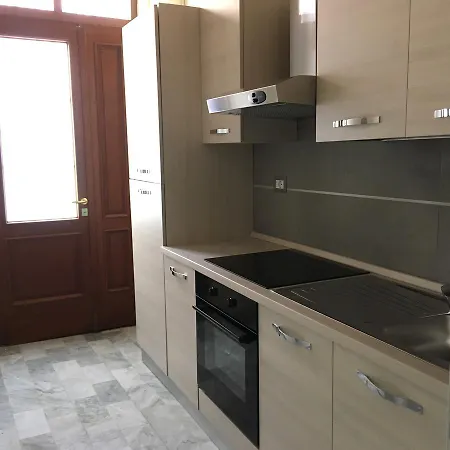 Palazzo Nizza Hostel *