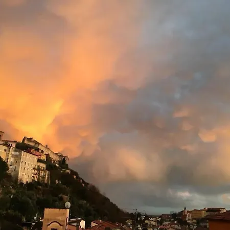 Palazzo Nizza Vandrarhem *