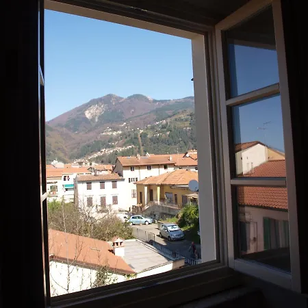 Palazzo Nizza Vandrarhem *