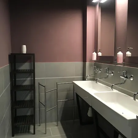 Hostel Palazzo Nizza Massa (Tuscany)