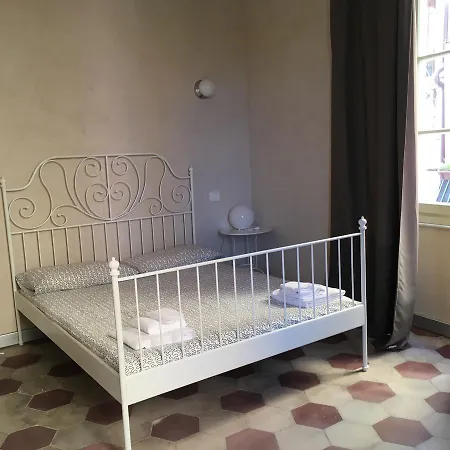 Palazzo Nizza Hostel