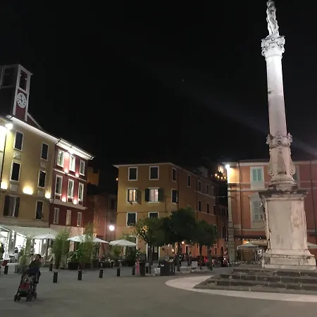 Vandrarhem Palazzo Nizza