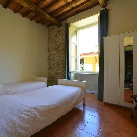 Palazzo Nizza Hostel *