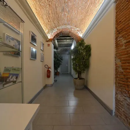 Palazzo Nizza Hostel