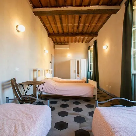 Palazzo Nizza Hostel *